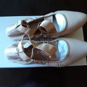 Taryn Rose Ballet Flats